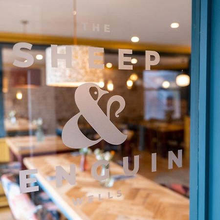 The Sheep And Penguin Hotel Wells Exterior foto